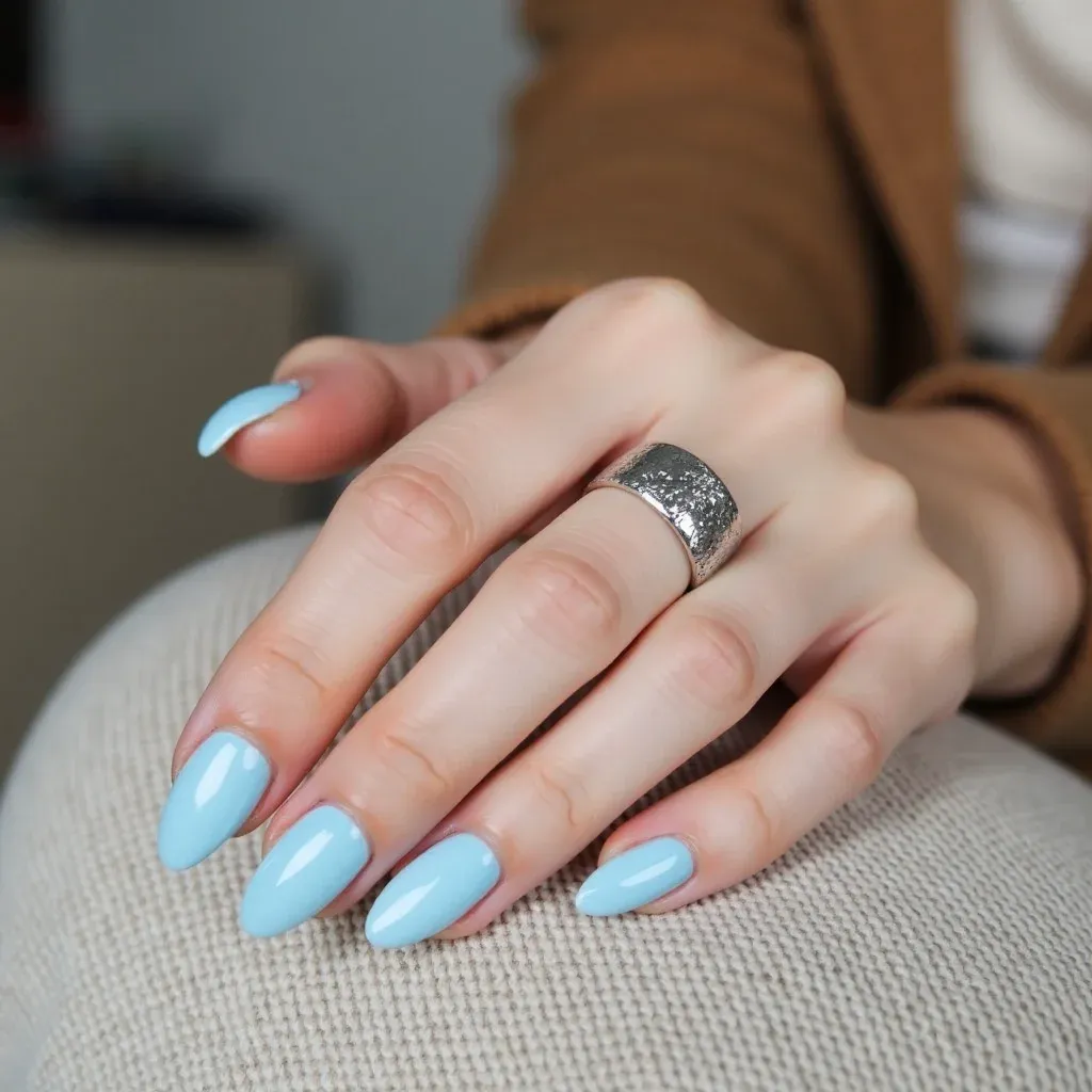 blue nail design